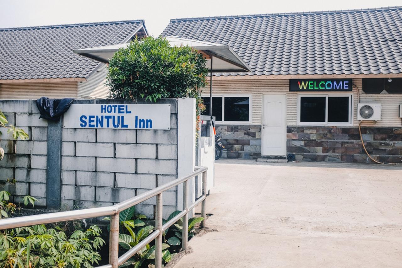 RedDoorz near Sirkuit Sentul Hotel Bogor Bagian luar foto